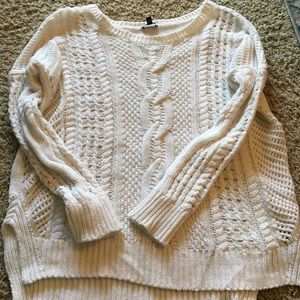 Cream/ white knit sweater